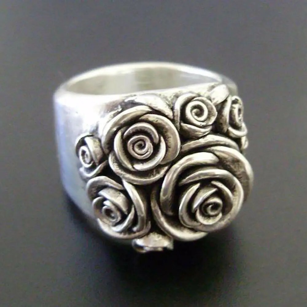 New Women’s Dazzling Flower 925 Silver Beautiful Ring - Picture 2 of 7